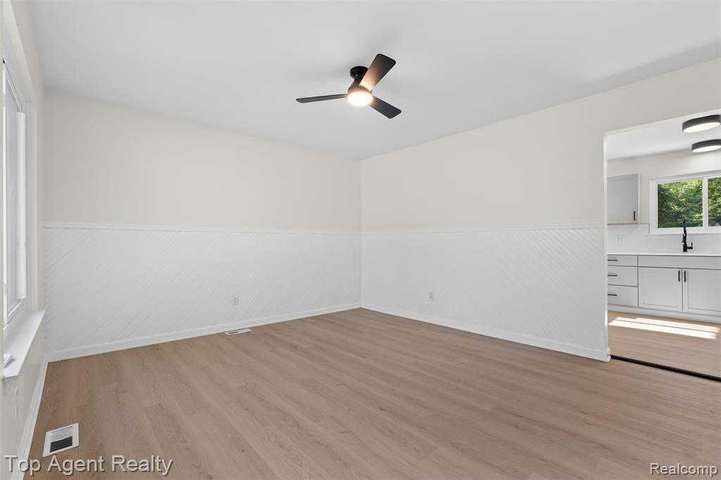13738 Toepfer Road Warren, MI 48089 - Photo 13 of 47