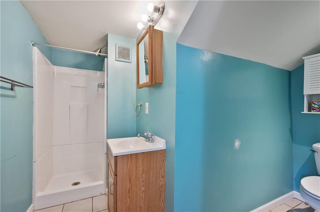 22 Eleanor Street Pittsburgh, PA 15203 - Photo 22 of 32 3rd BA (Top Level)