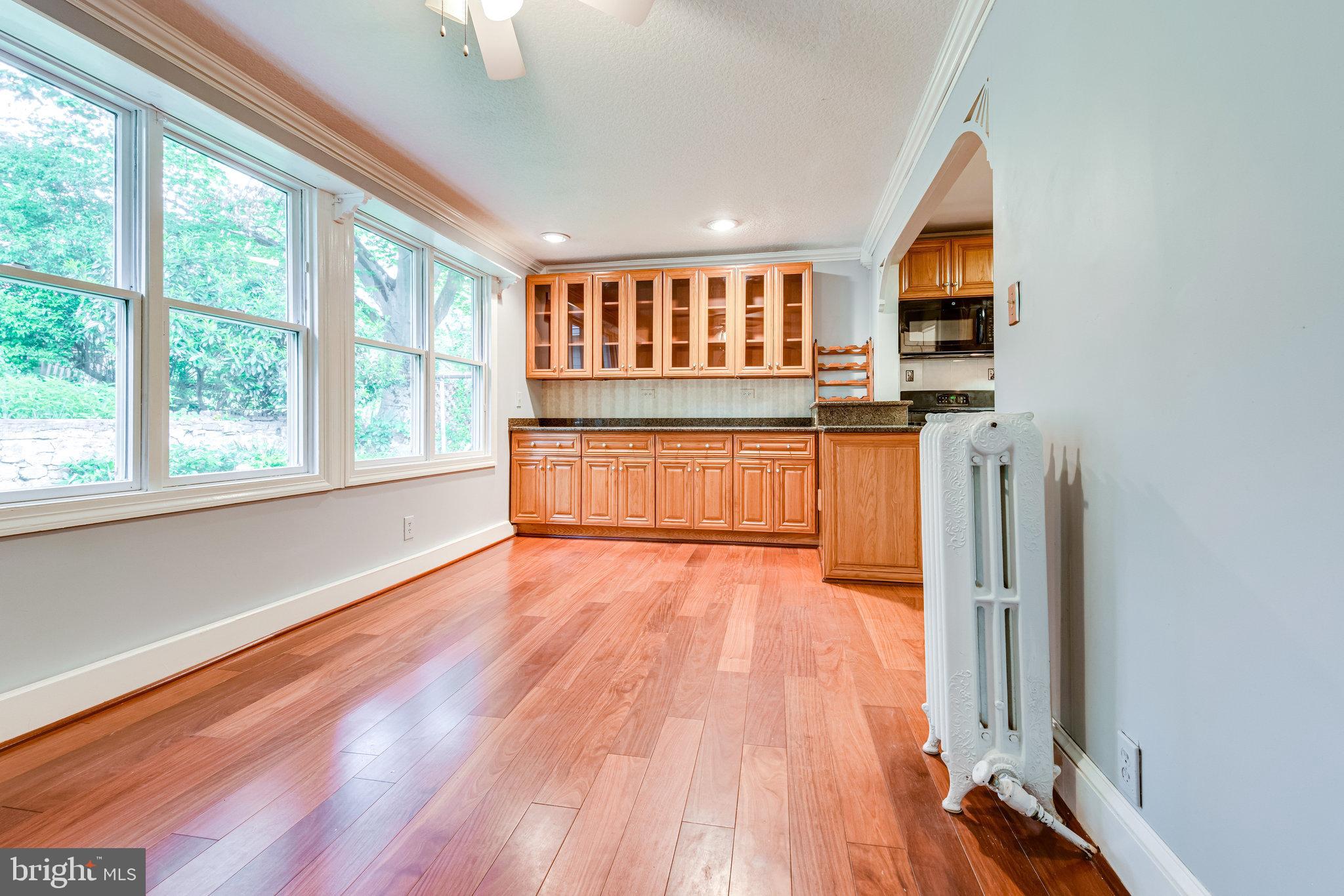 12714 Occoquan Road Woodbridge, VA 22192 - Photo 13 of 61 Updates in kitchen area