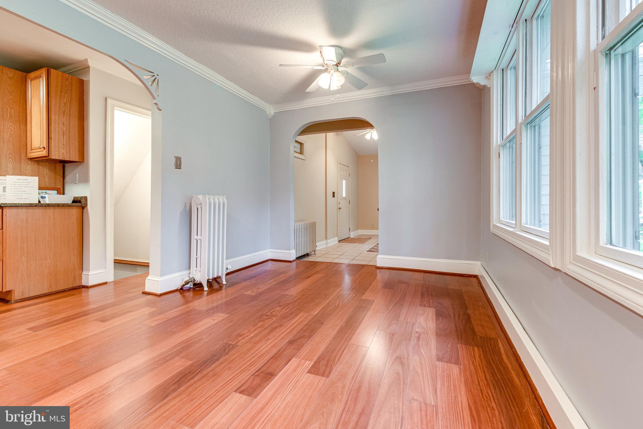 12714 Occoquan Road Woodbridge, VA 22192 - Photo 15 of 61 Can fit a good sized table