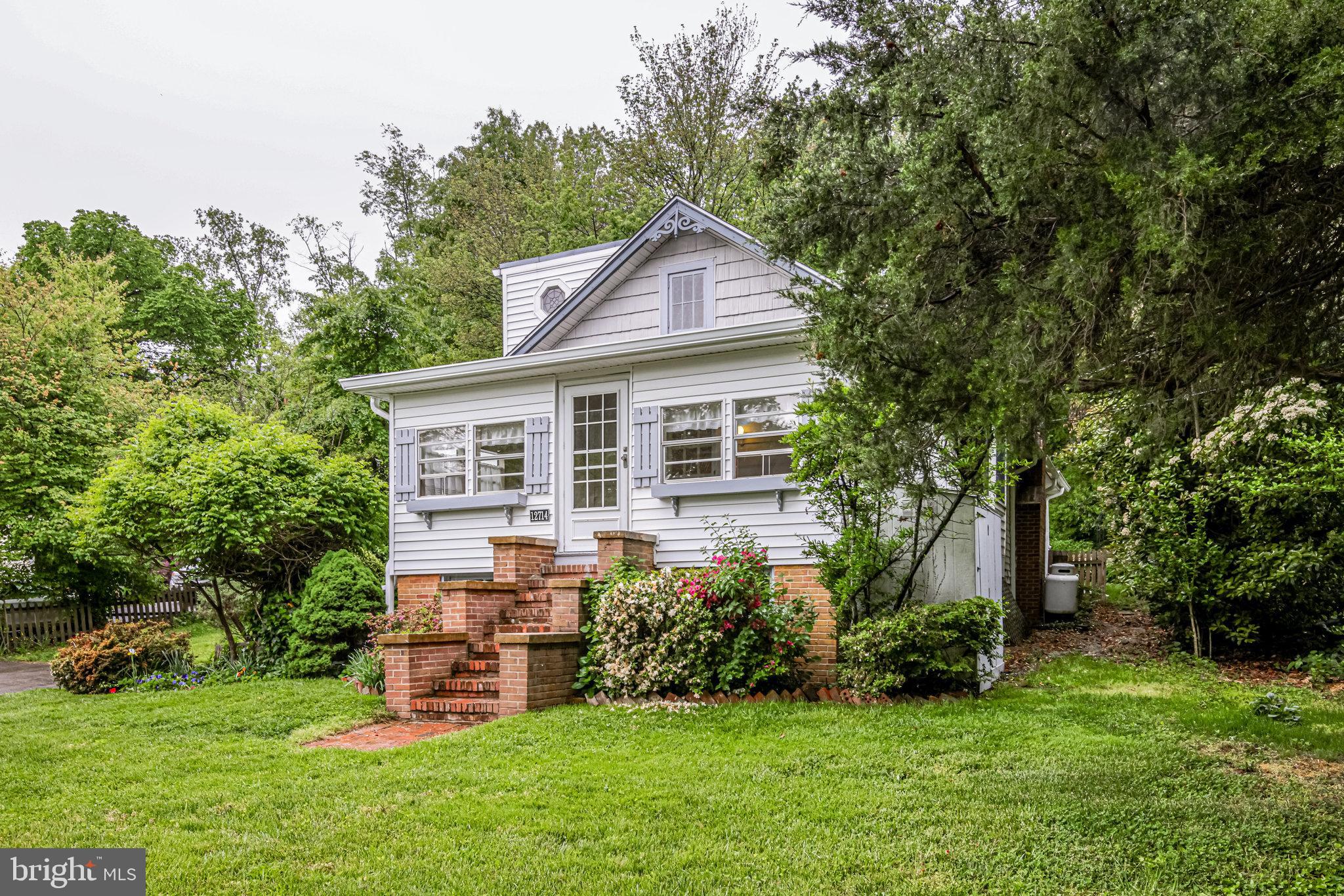 12714 Occoquan Road Woodbridge, VA 22192 - Photo 3 of 61 Amazing lot with mature plantings