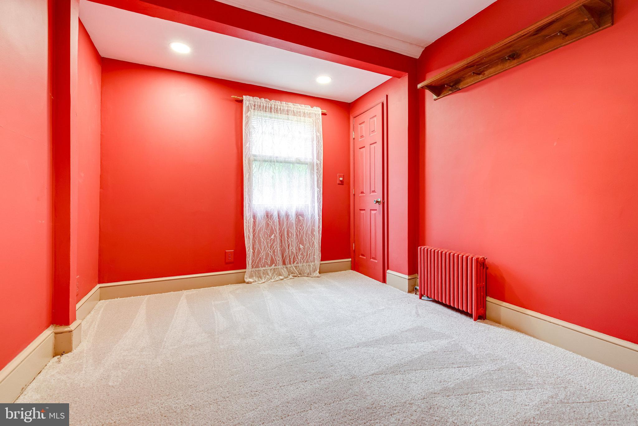 12714 Occoquan Road Woodbridge, VA 22192 - Photo 24 of 61 Second bedroom on main level