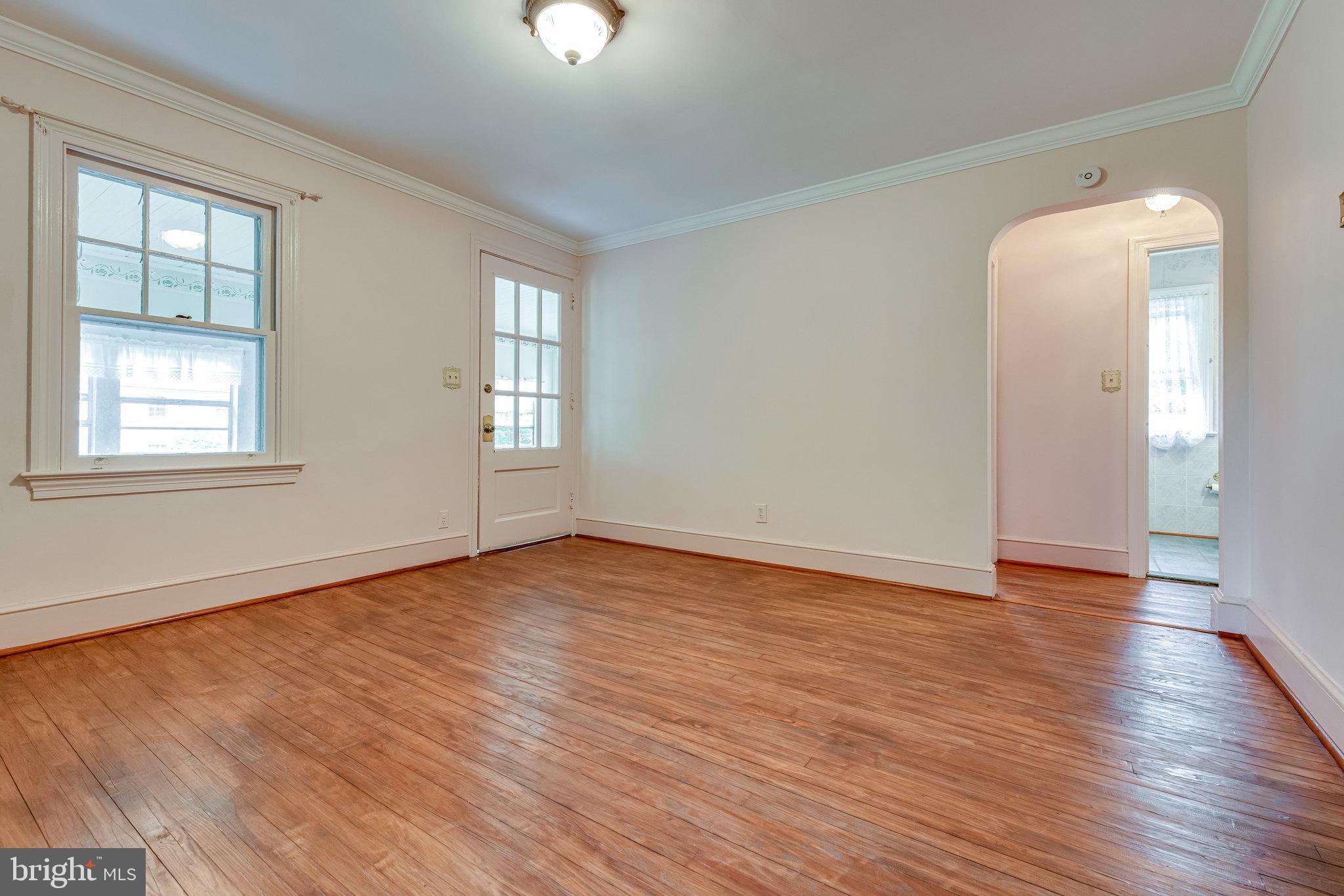 12714 Occoquan Road Woodbridge, VA 22192 - Photo 36 of 61 Large space, great for more formal gatherings