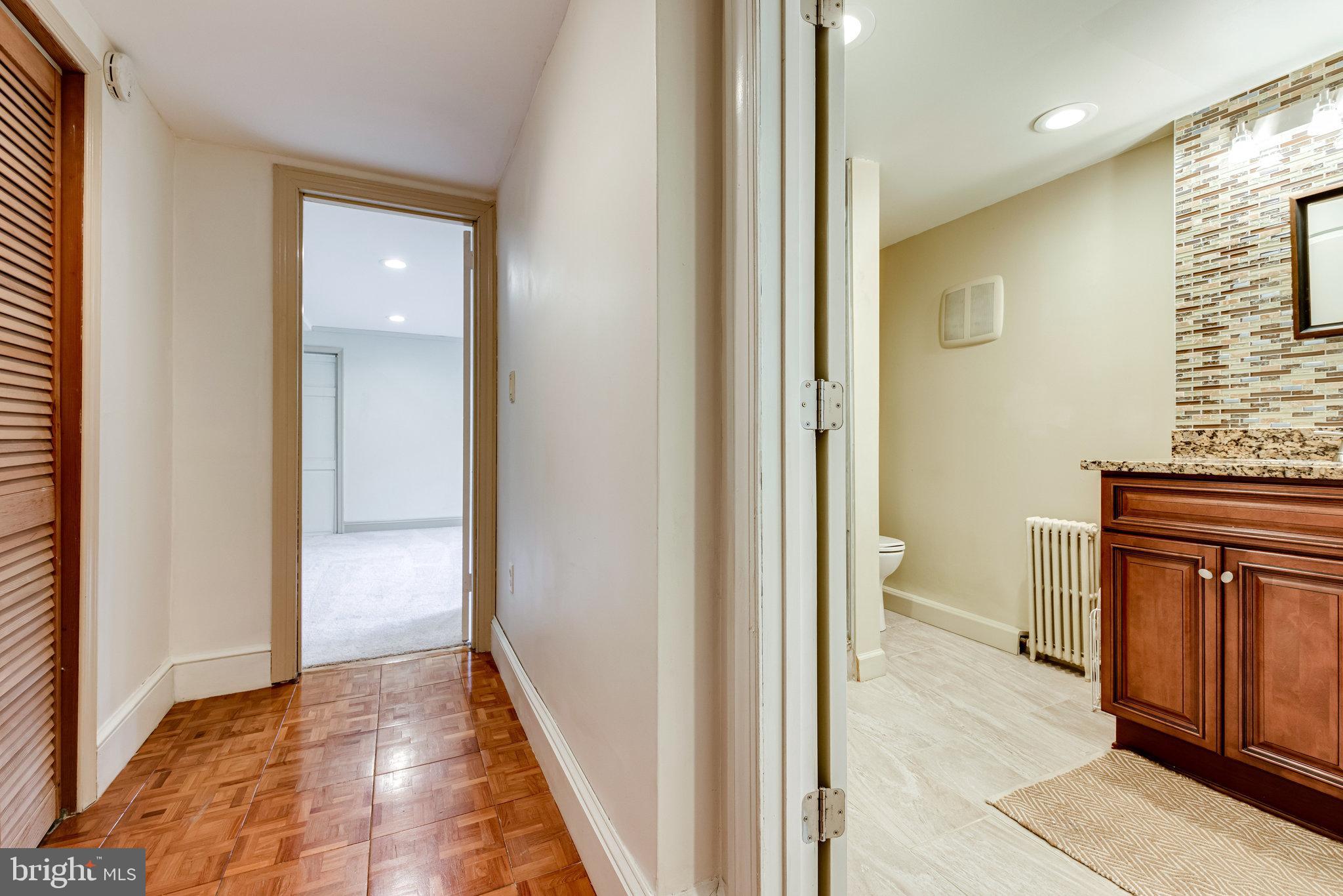 12714 Occoquan Road Woodbridge, VA 22192 - Photo 45 of 61 Fully renovated bathroom