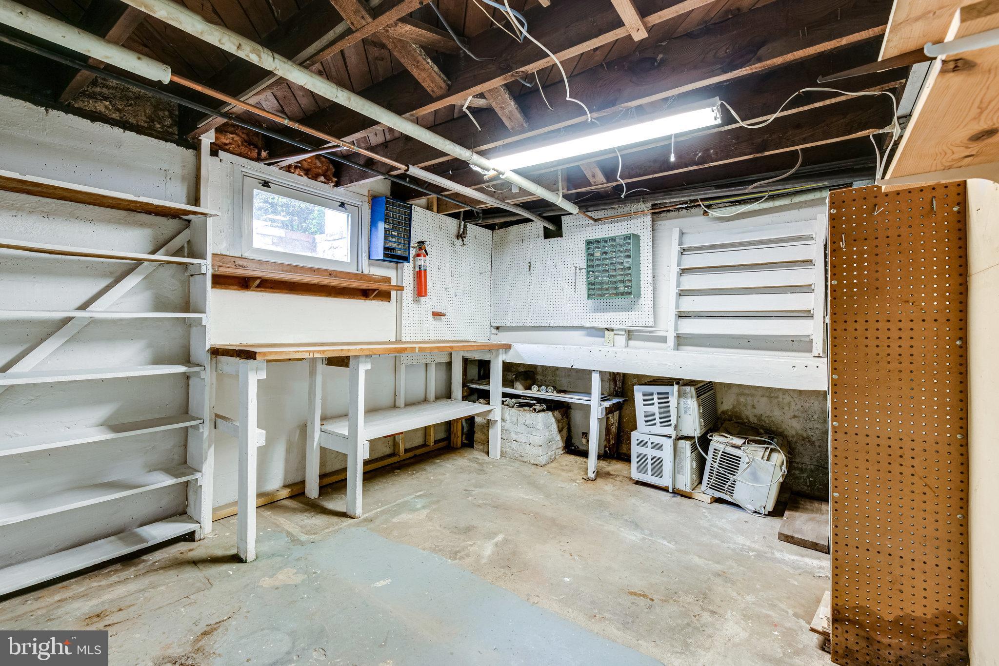 12714 Occoquan Road Woodbridge, VA 22192 - Photo 49 of 61 Basement has so much potential