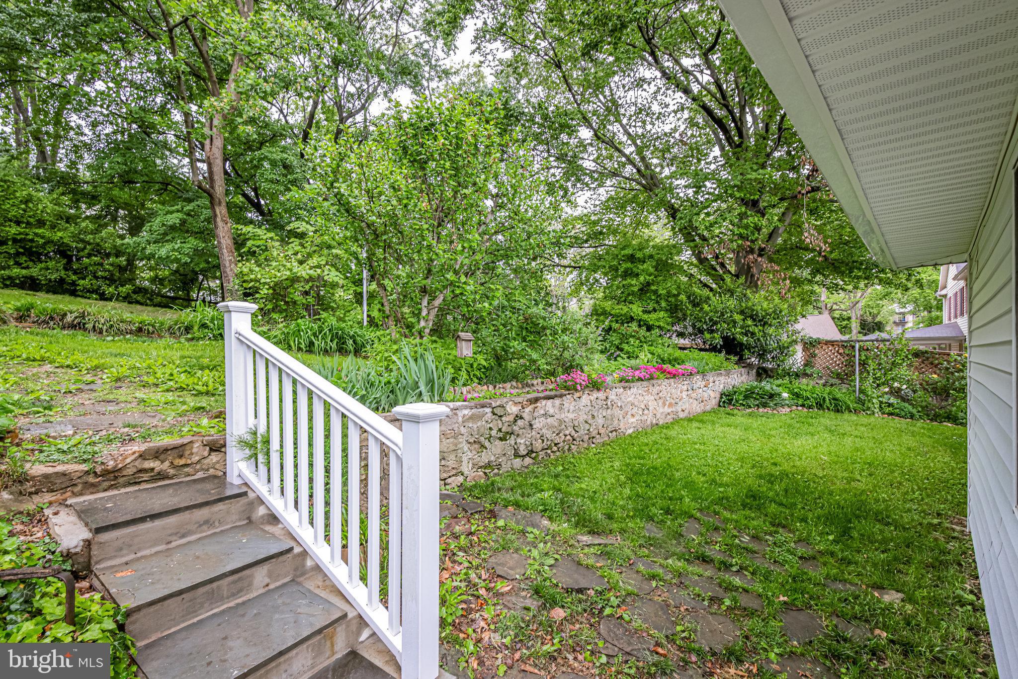12714 Occoquan Road Woodbridge, VA 22192 - Photo 54 of 61 Amazing outdoor space
