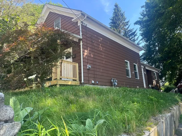 $324,000 | 48 Lake Street, Webster, MA 01570