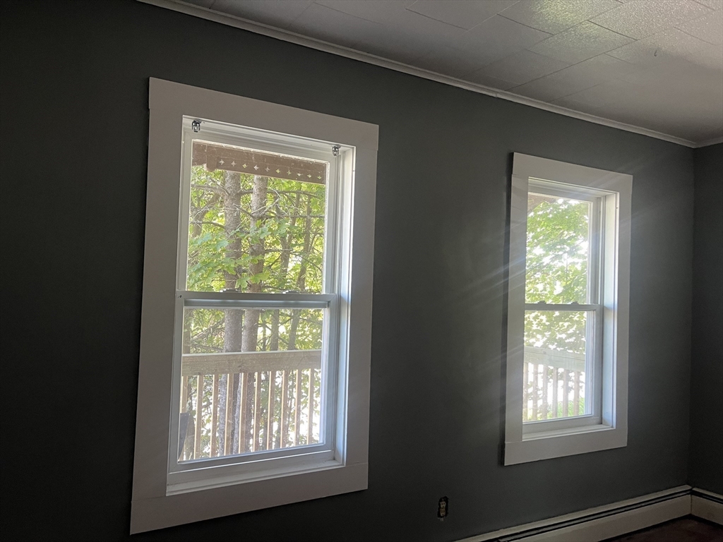 48 Lake Street Webster, MA 01570 - Photo 5 of 12