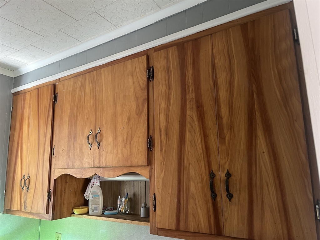 48 Lake Street Webster, MA 01570 - Photo 7 of 12