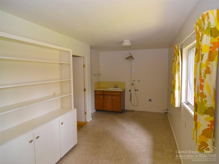 60150 East Ridgeview Drive Bend, OR 97702 - Photo 6 of 12 Additional Photo