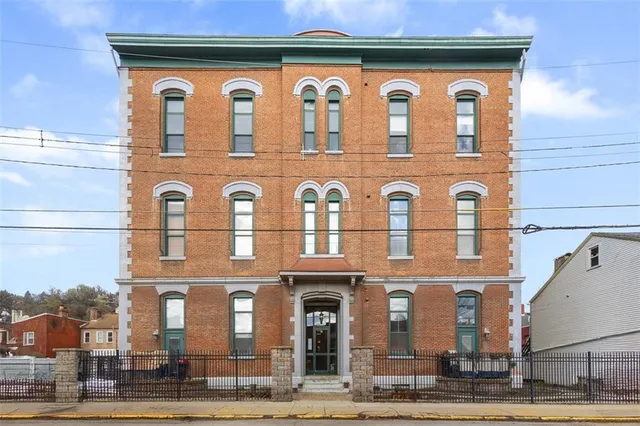 $449,000 | 120 South 15th Street, Unit 201, Pittsburgh, PA 15203