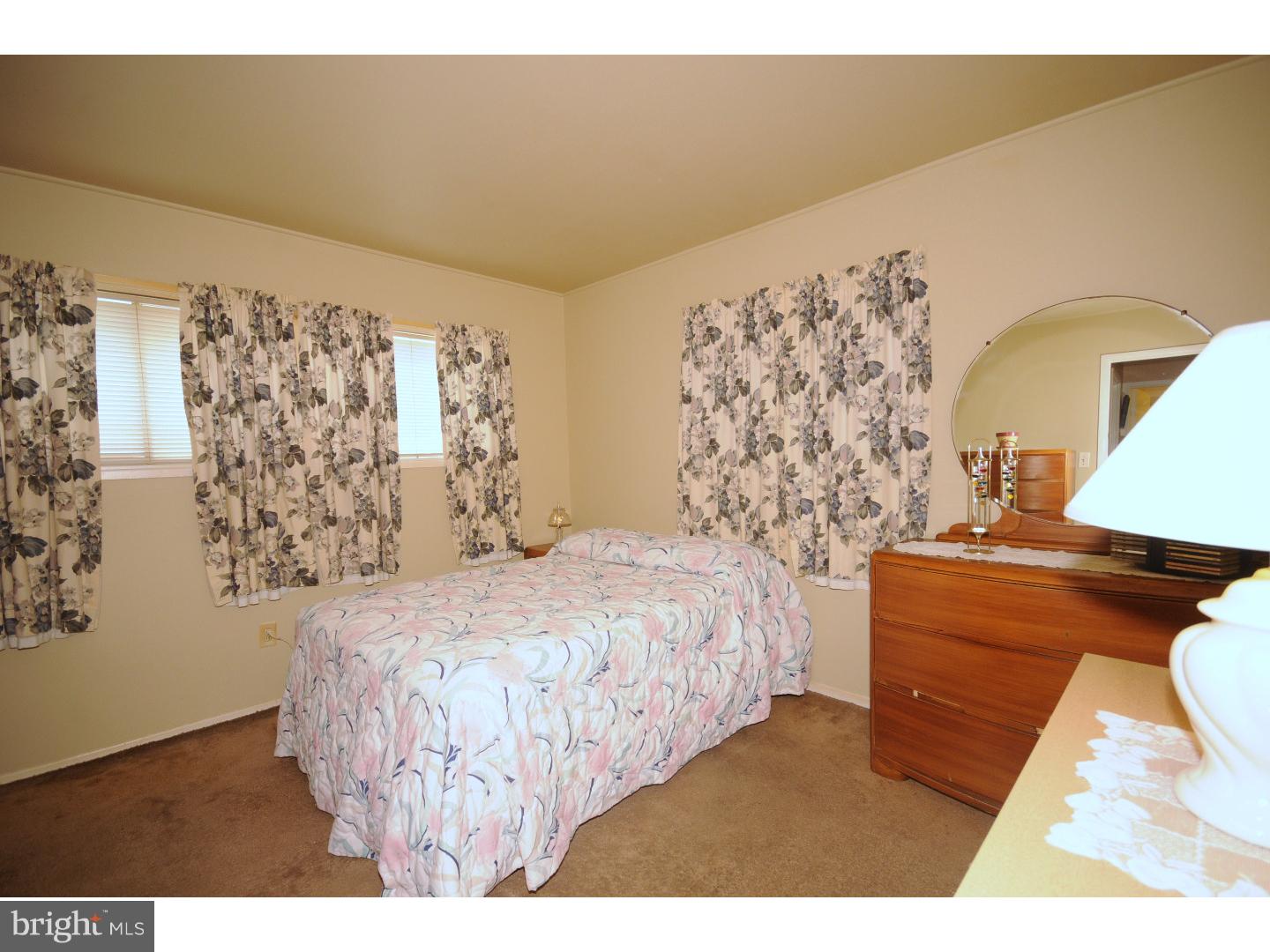 62 Homestead Road Levittown, PA 19056 - Photo 10 of 15 Gallery Image 10