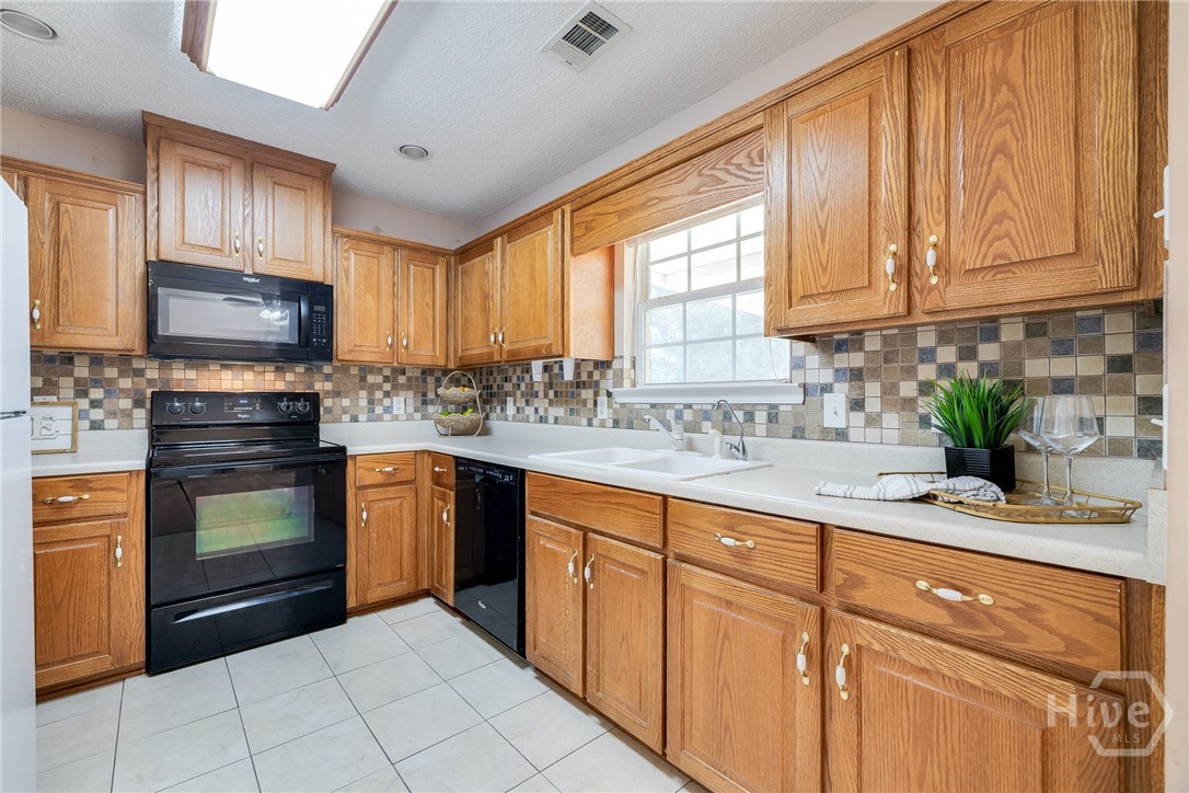 109 Teal Drive Springfield, GA 31329 - Photo 8 of 31