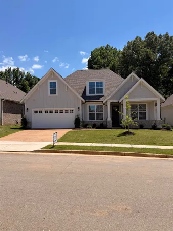$449,950 | 170 Hazel Crest Drive East, Oakland, TN 38060