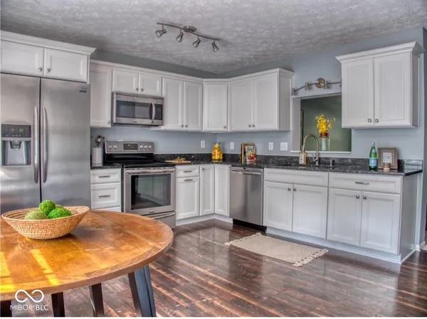 $269,000 | 3190 River Villa Way, Indianapolis, IN 46208