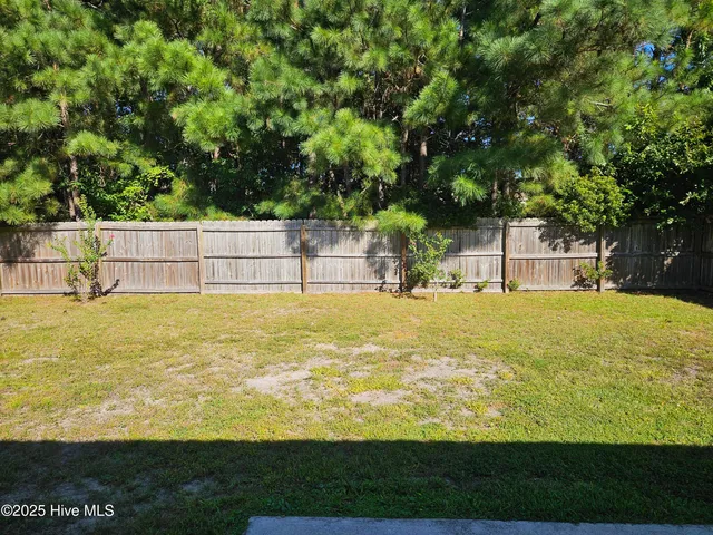 $1,850 | 112 Belvedere Drive, Holly Ridge, NC 28445