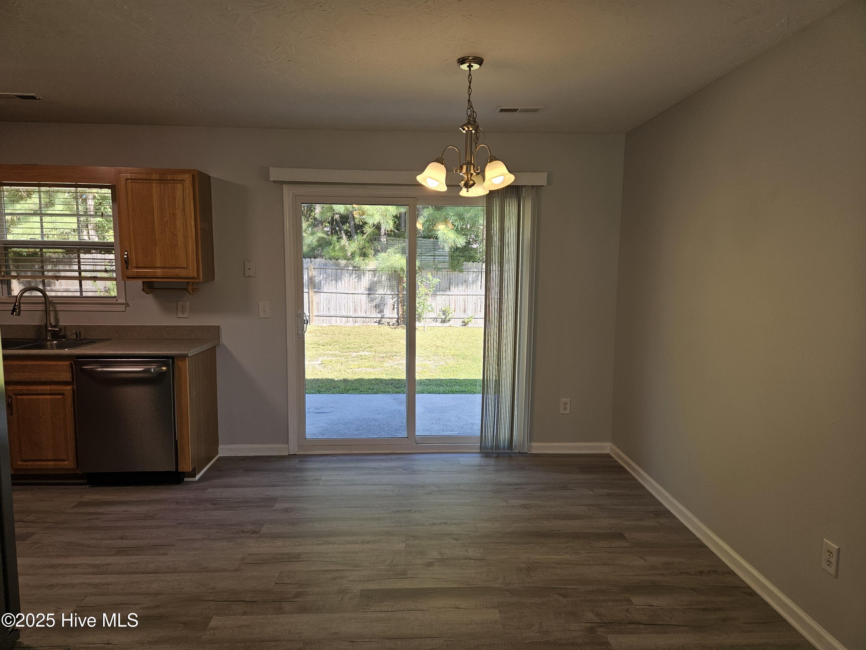 112 Belvedere Drive Holly Ridge, NC 28445 - Photo 6 of 29 b112.6