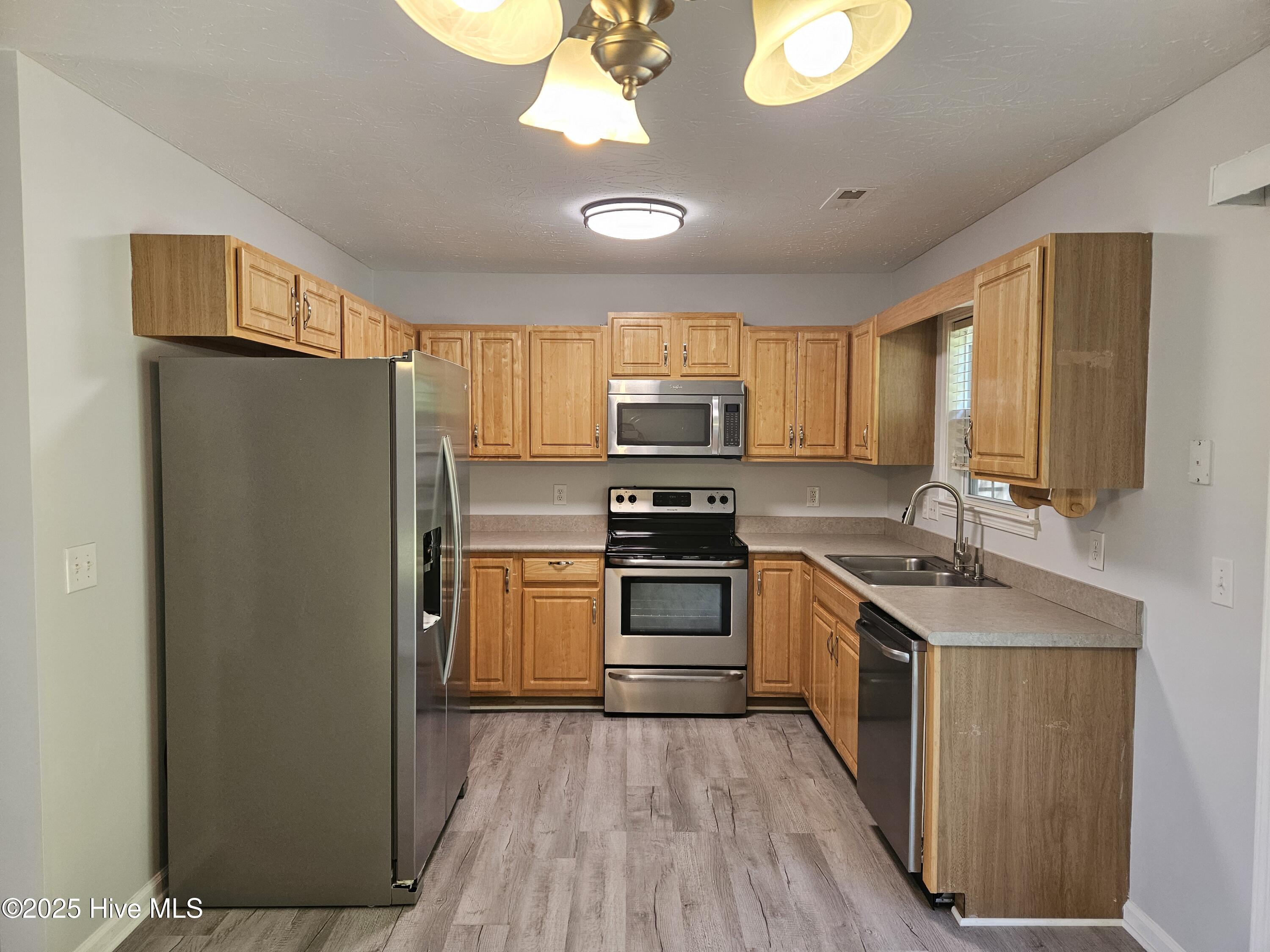 112 Belvedere Drive Holly Ridge, NC 28445 - Photo 7 of 29 b112.7