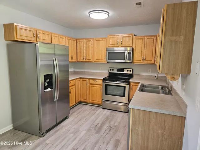 $1,850 | 112 Belvedere Drive, Holly Ridge, NC 28445