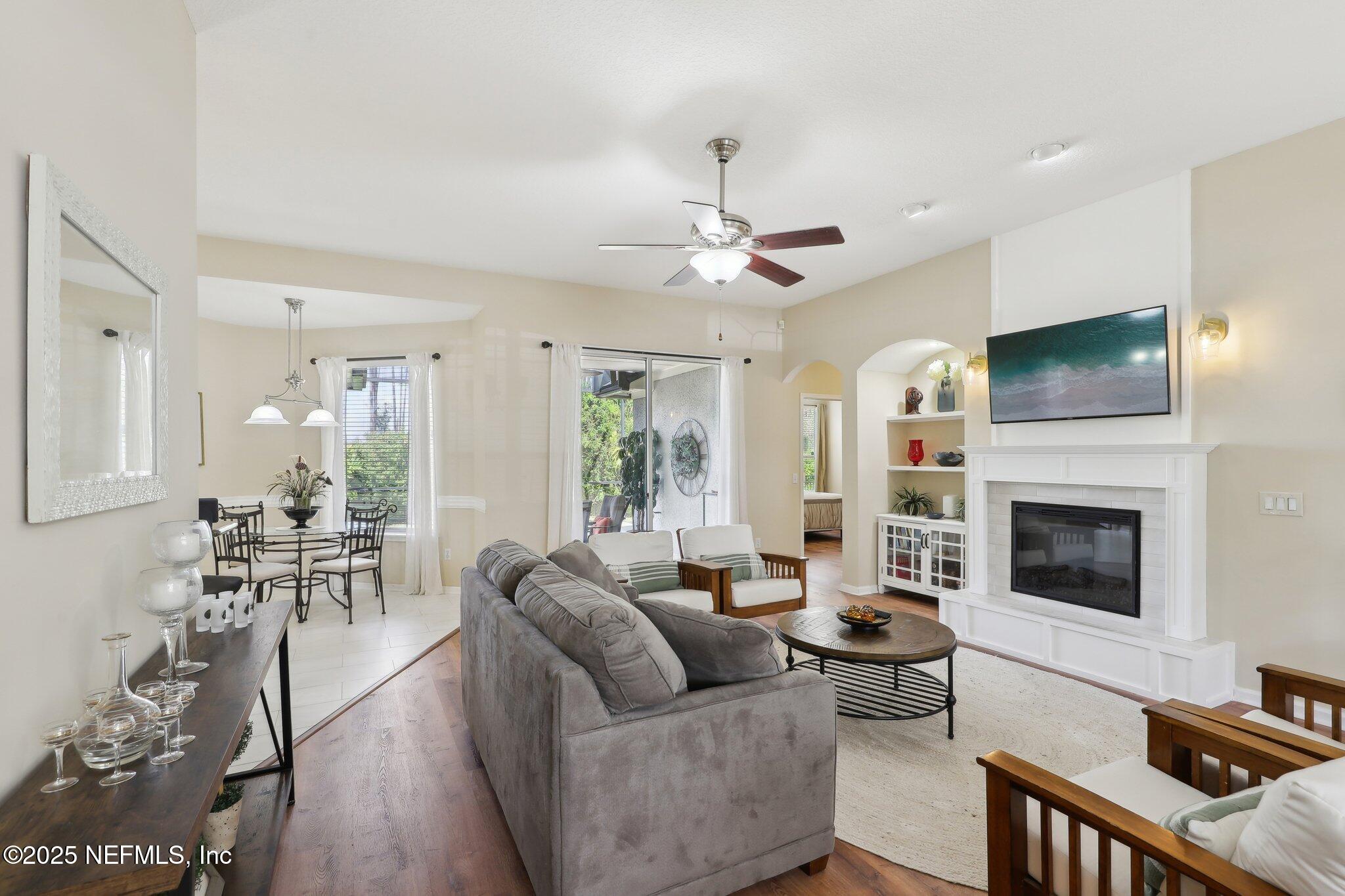 1856 Inlet Cove Court Fleming Island, FL 32003 - Photo 7 of 65 Family Room
