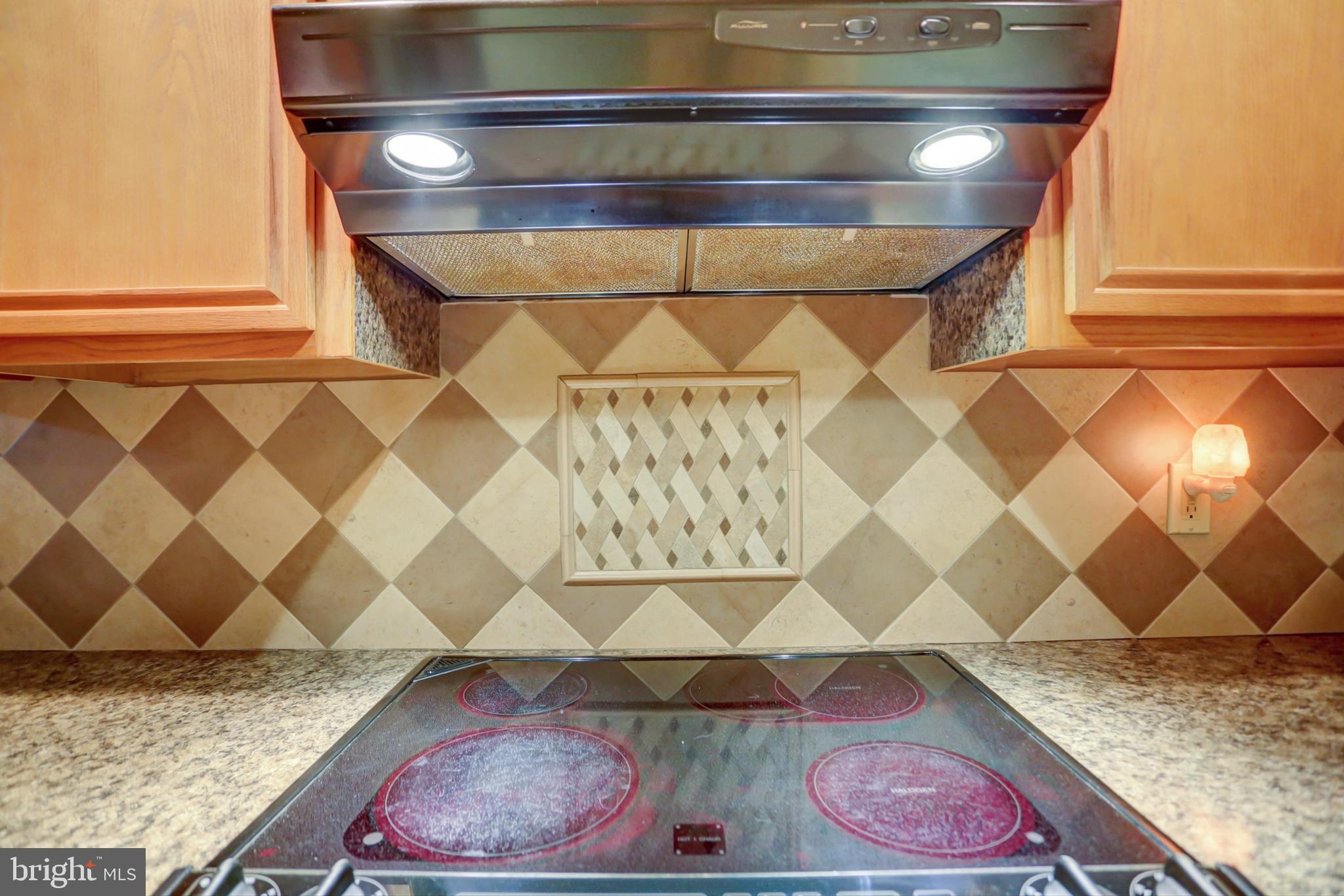 11920 Liberty Road, Unit 106A Frederick, MD 21701 - Photo 11 of 21 Tiled back splash