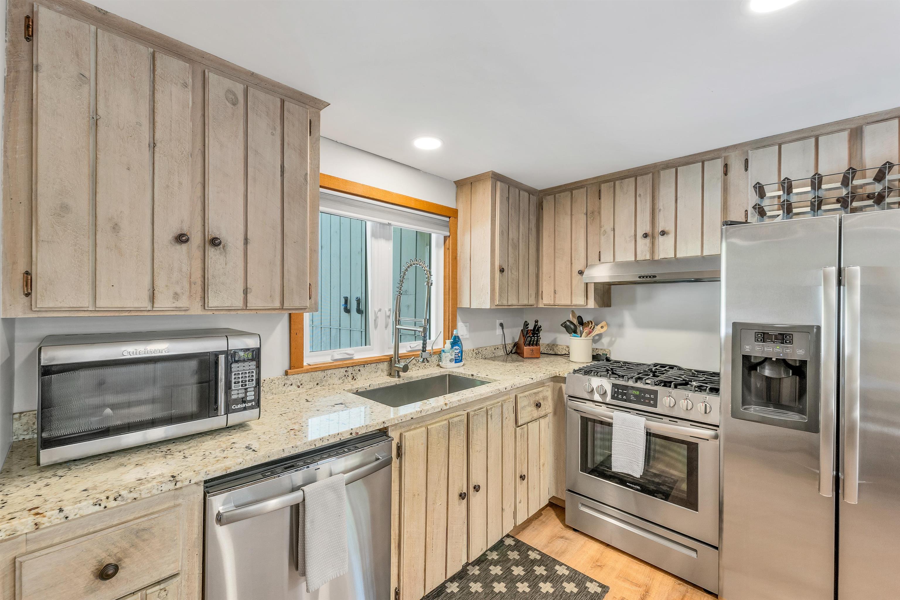 39 Vista View Road, Unit D1 Conway, NH 03860 - Photo 8 of 49