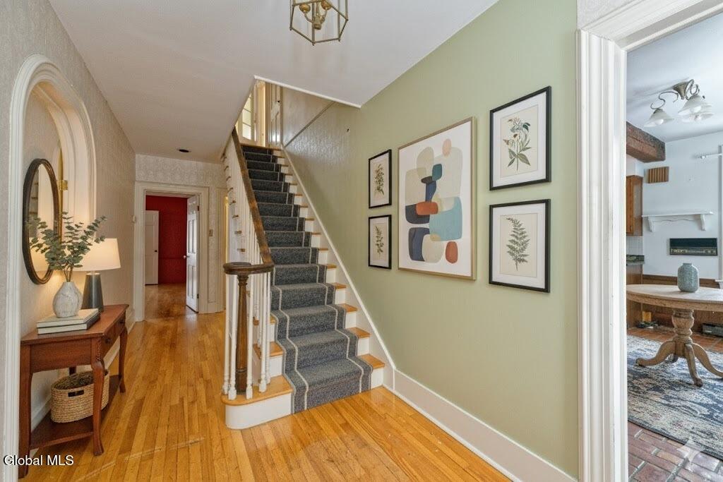 3 Groesbeck Place Bethlehem, NY 12054 - Photo 3 of 58 1entryway2