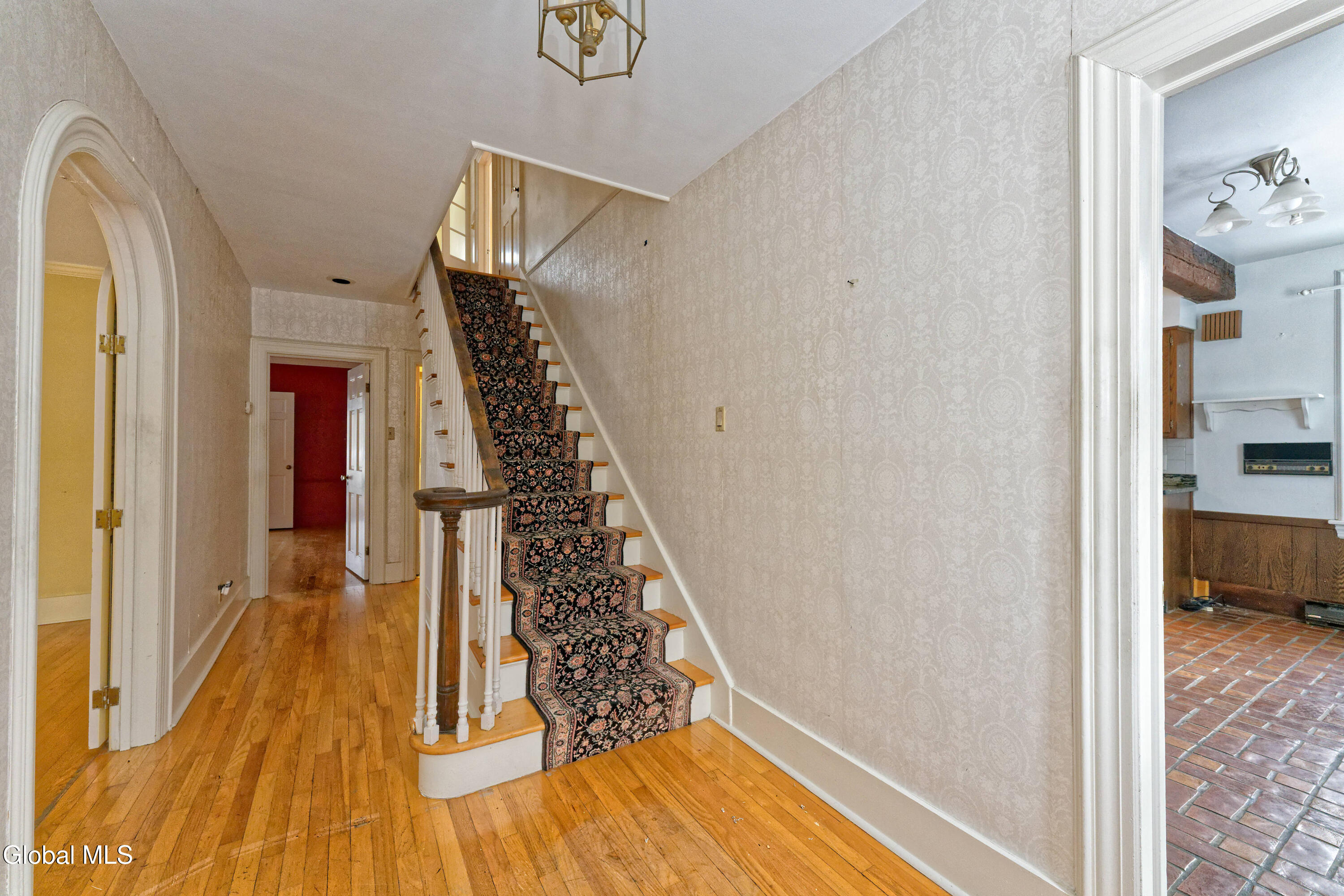 3 Groesbeck Place Bethlehem, NY 12054 - Photo 4 of 58 1 Entryway 2