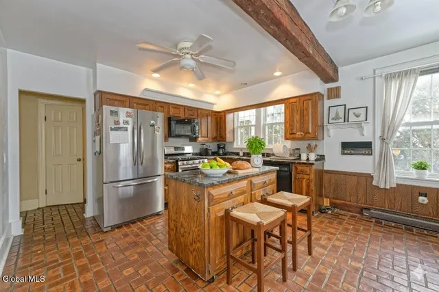 $449,999 | 3 Groesbeck Place, Bethlehem, NY 12054