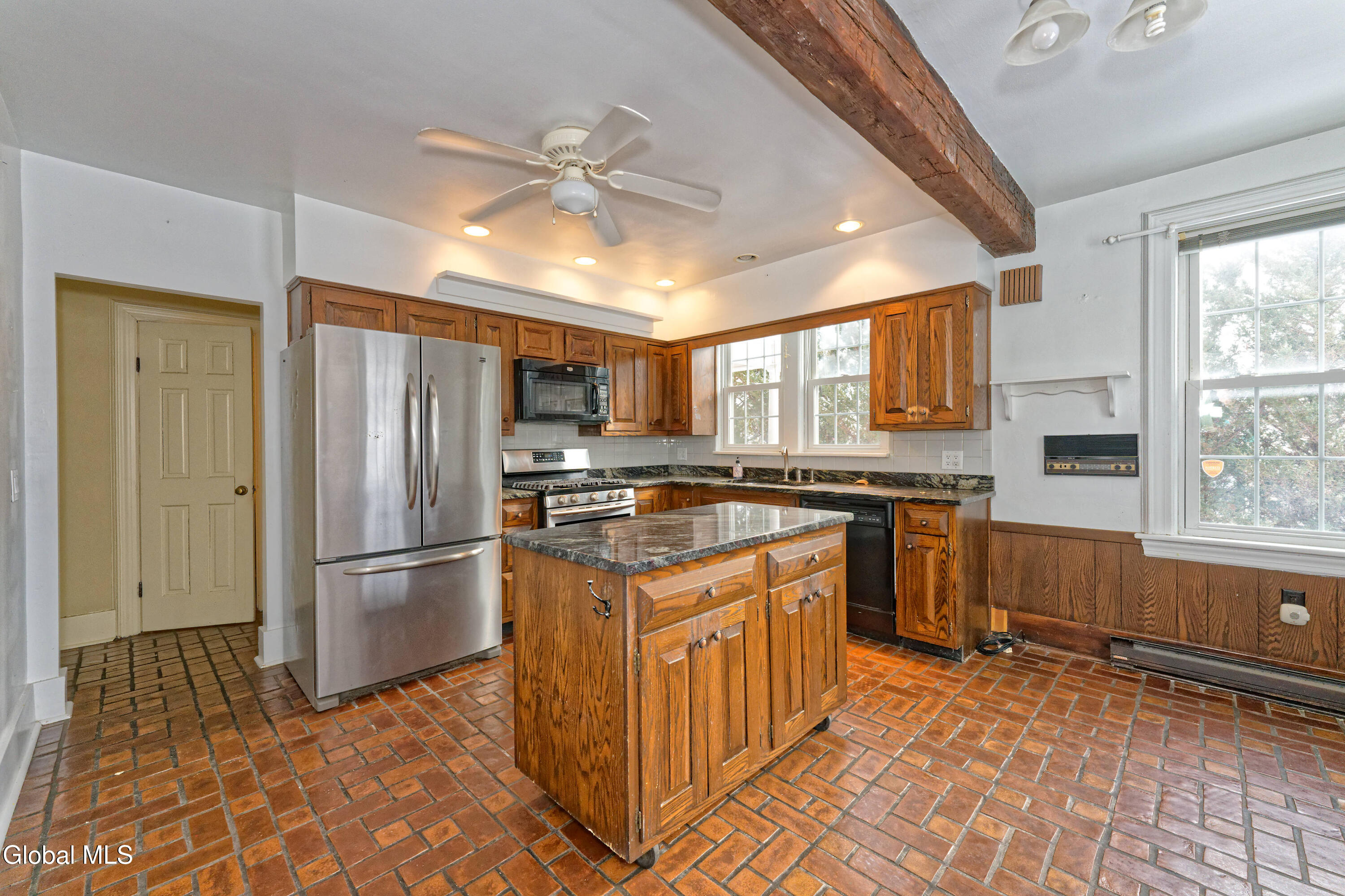3 Groesbeck Place Bethlehem, NY 12054 - Photo 7 of 58 2 Kitchen 2