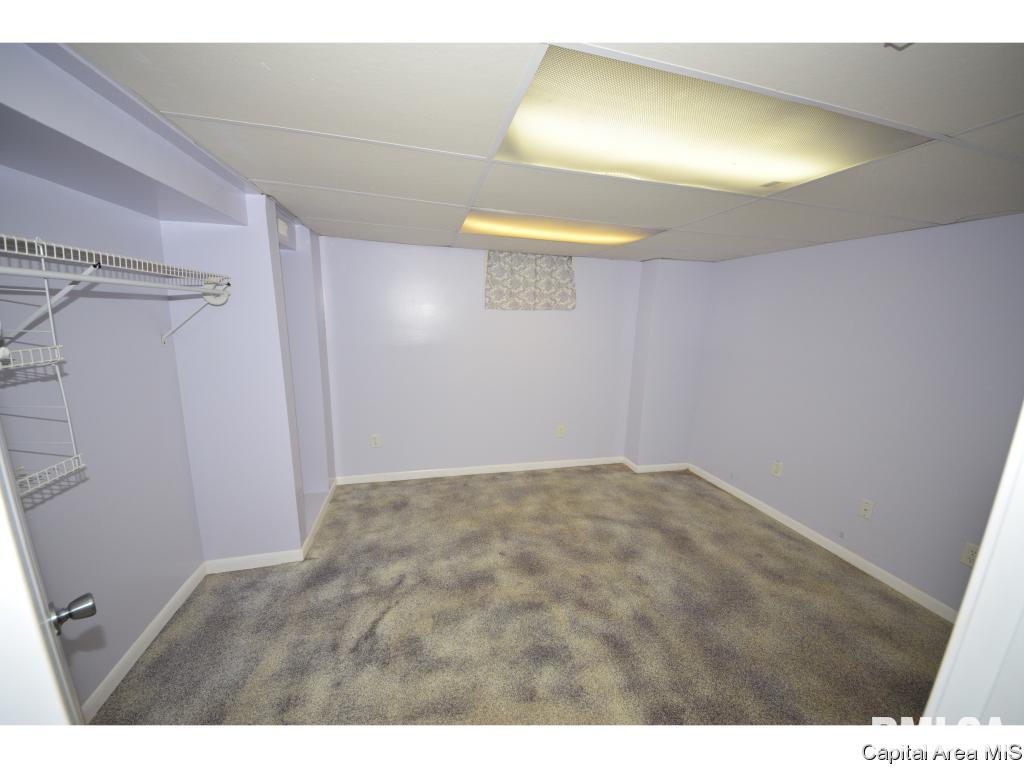 2608 East Keys Avenue Springfield, IL 62702 - Photo 16 of 19