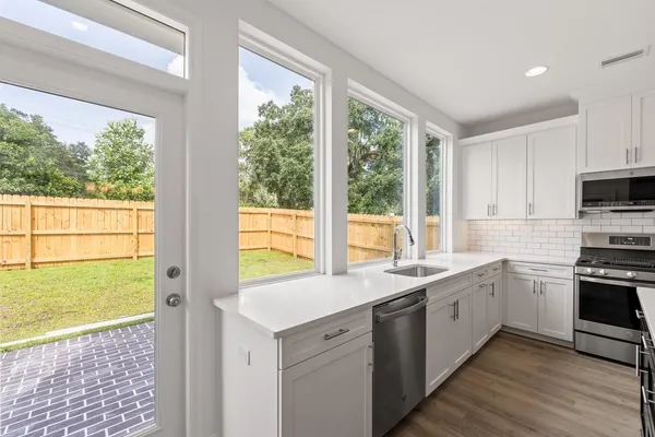$2,900 | 450 Grand Oaks Road, Tallahassee, FL 32317