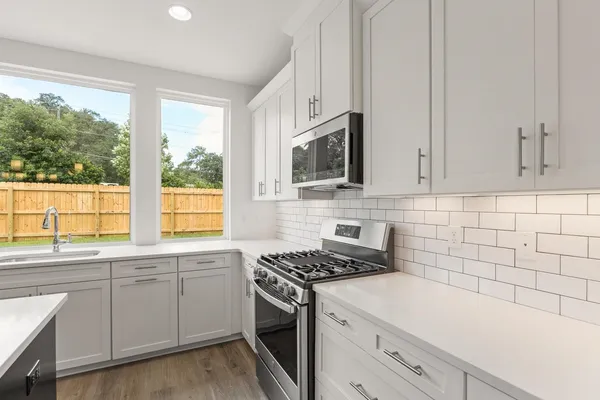 $2,900 | 450 Grand Oaks Road, Tallahassee, FL 32317