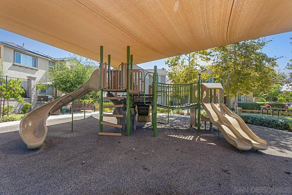 258 Windsor Grey Way Fallbrook, CA 92028 - Photo 39 of 44 a view of outdoor space with seating