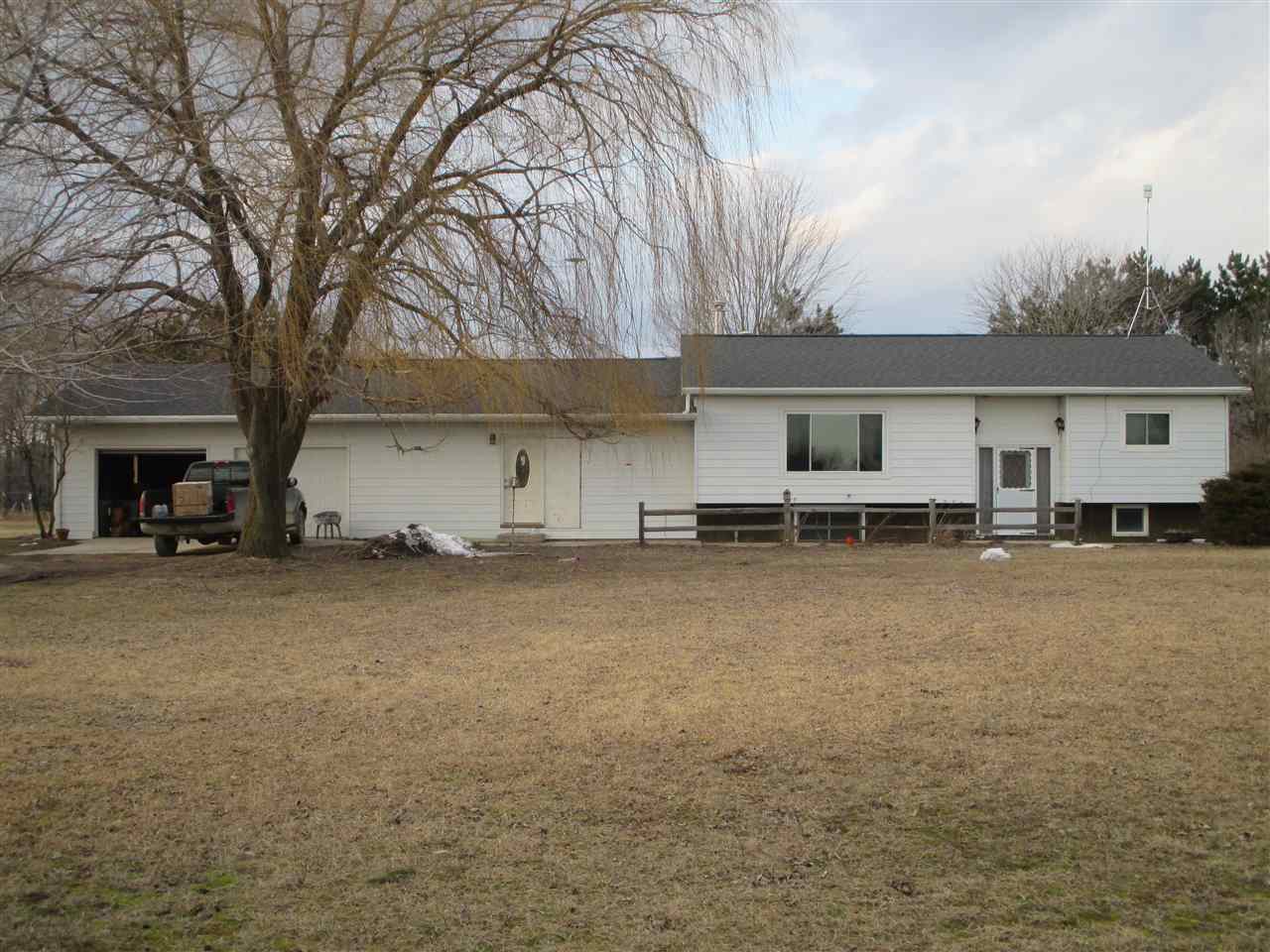 9980 Clark Road Elwell, MI 48832 - Photo 11 of 16 1812613-10.JPG