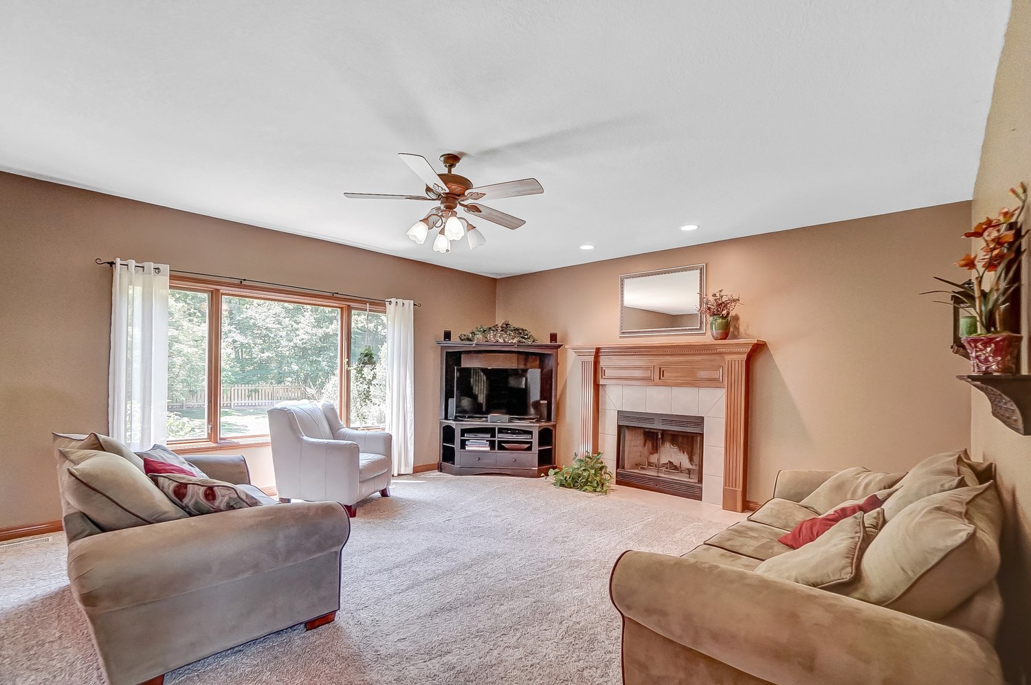 13821 Ruffner Road Fort Wayne, IN 46814 - Photo 3 of 36 Gallery Image 3