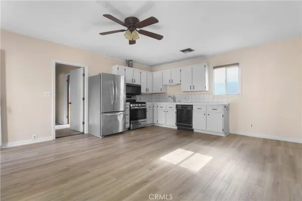 $1,449,000 | 331 North Reese Place, Burbank, CA 91506