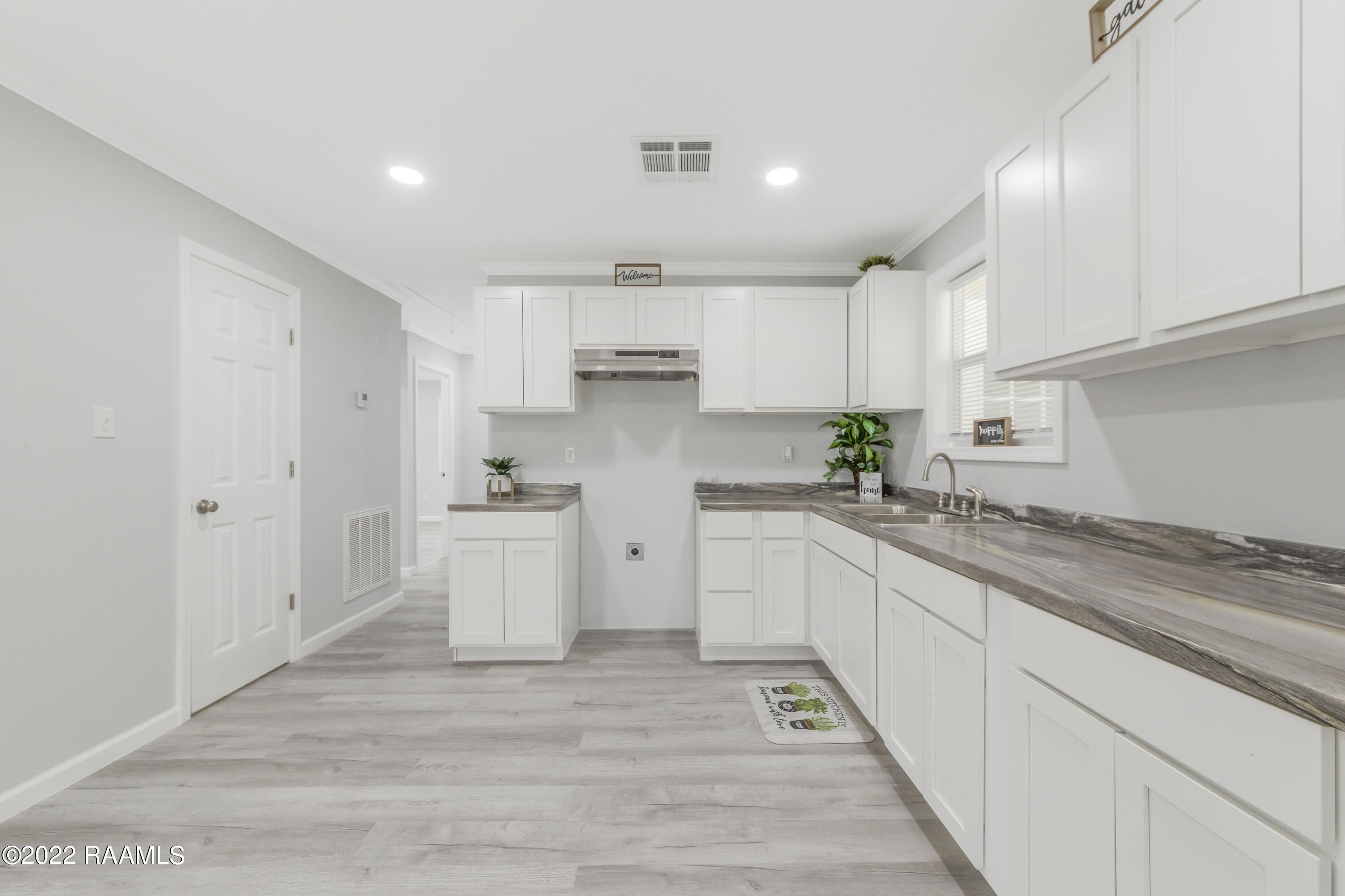 234 SW Road Morgan City, LA 70380 - Photo 8 of 24 234 SOUTHWEST RD
