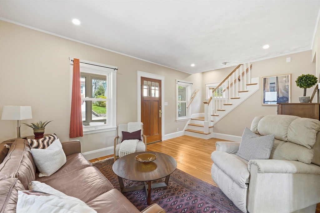 45 Sunset Road Arlington, MA 02474 - Photo 8 of 42 Gallery Image 8