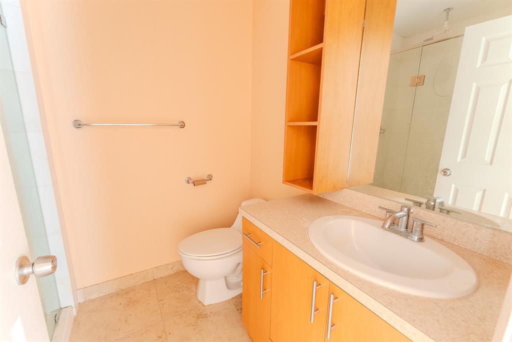 626 Northeast 195th Street, Unit 626 Miami, FL 33179 - Photo 14 of 17