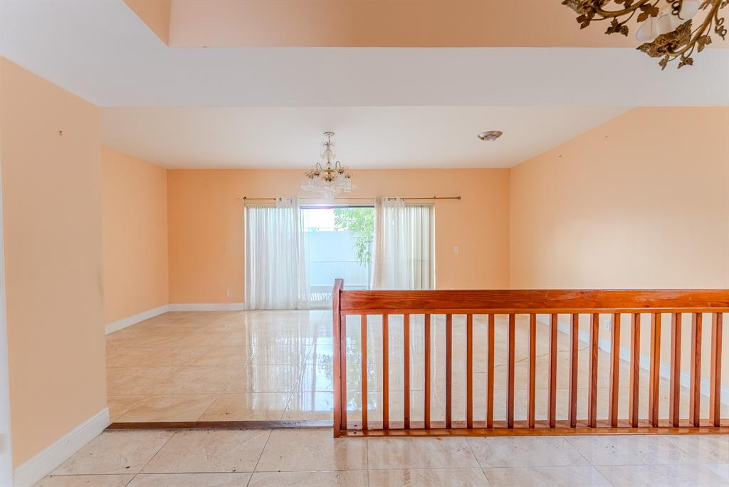 626 Northeast 195th Street, Unit 626 Miami, FL 33179 - Photo 9 of 17