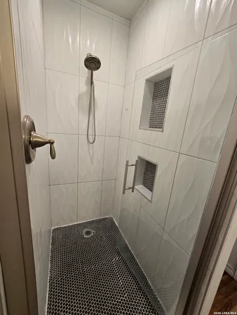 $1,795 | 1338 West Elsmere Place, San Antonio, TX 78201