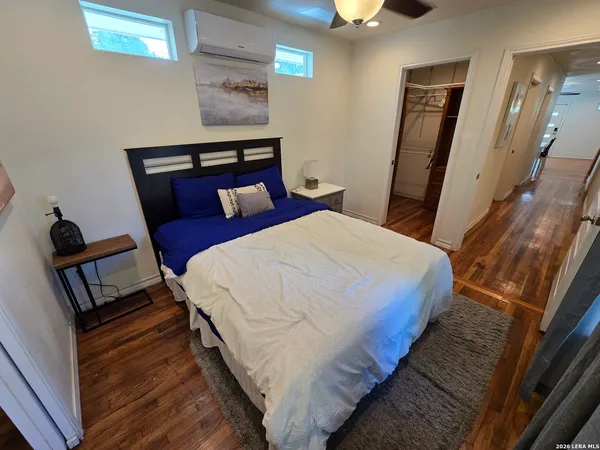 $1,795 | 1338 West Elsmere Place, San Antonio, TX 78201