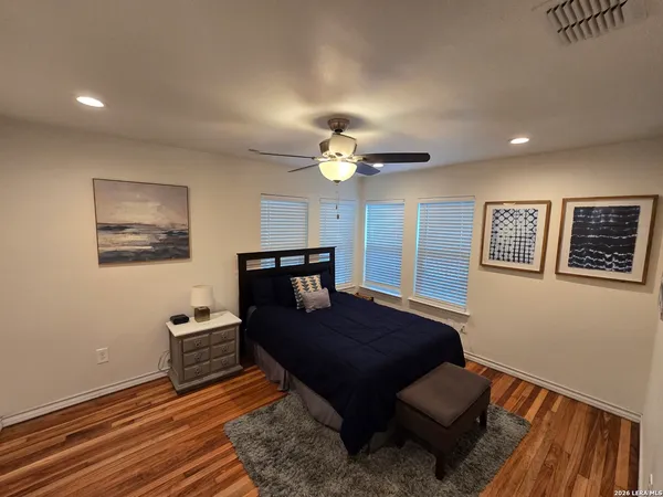 $1,795 | 1338 West Elsmere Place, San Antonio, TX 78201