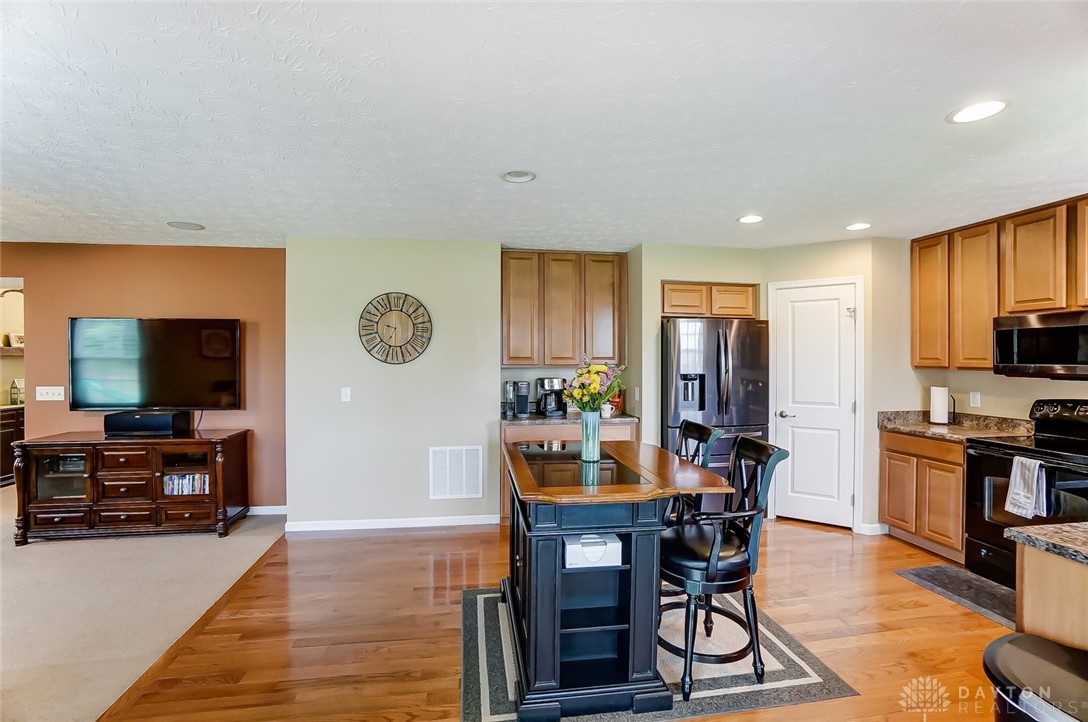 1615 South Branch Road Dayton, OH 45458 - Photo 12 of 52 Gallery Image 12