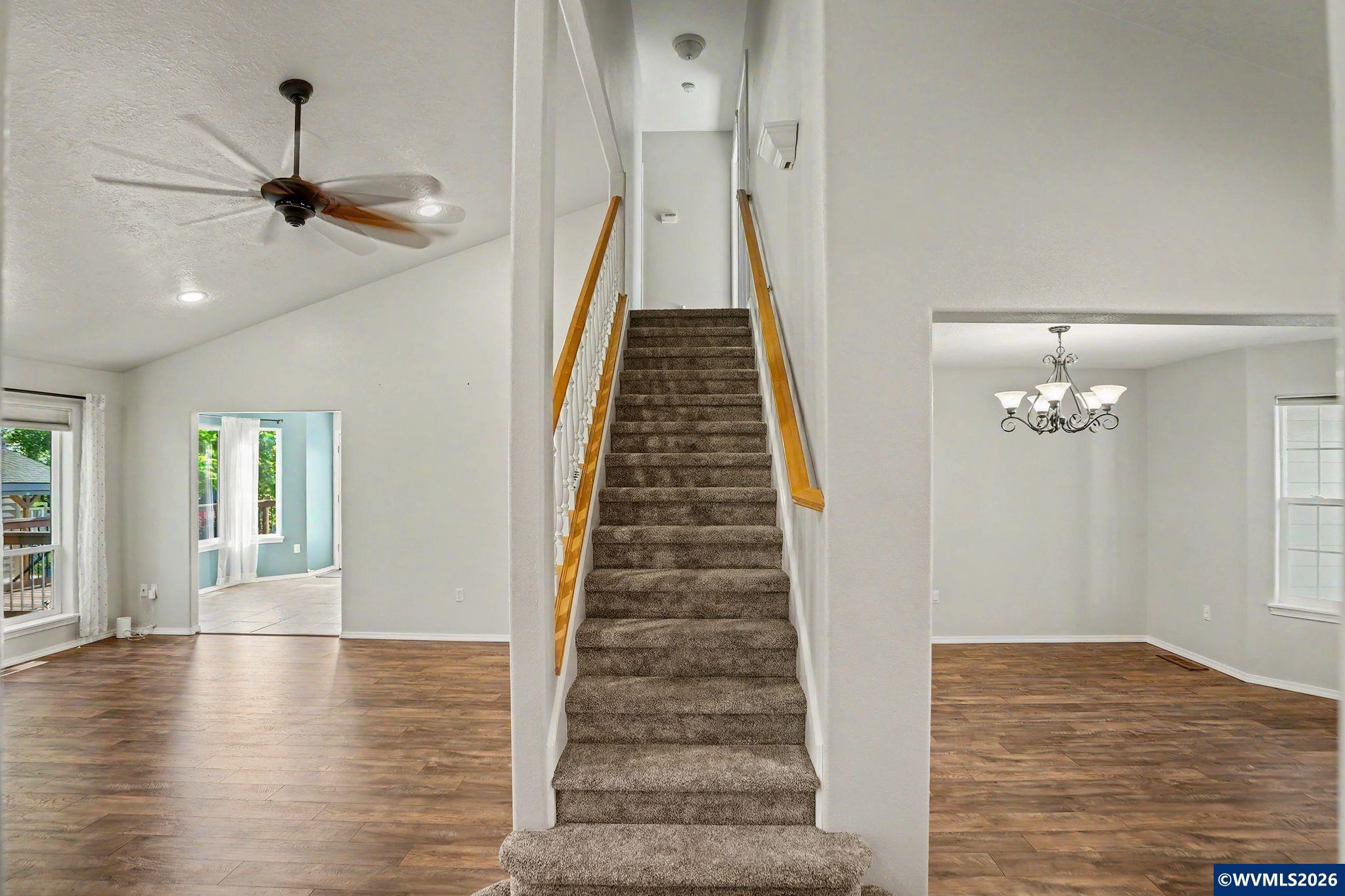 812 Southwest 8th Street Sublimity, OR 97385 - Photo 17 of 50