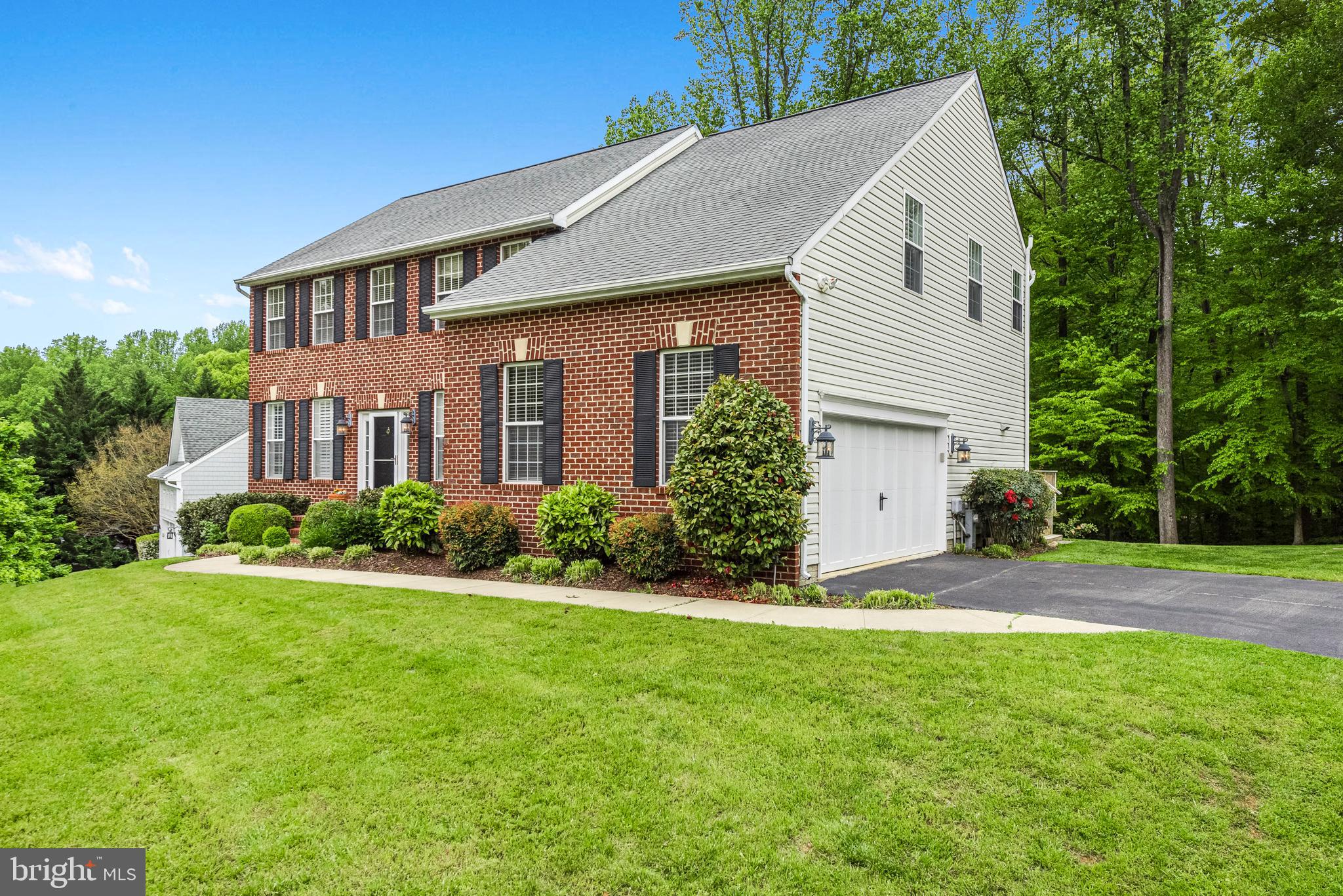 1566 Comanche Road Arnold, MD 21012 - Photo 2 of 51 Gallery Image 2