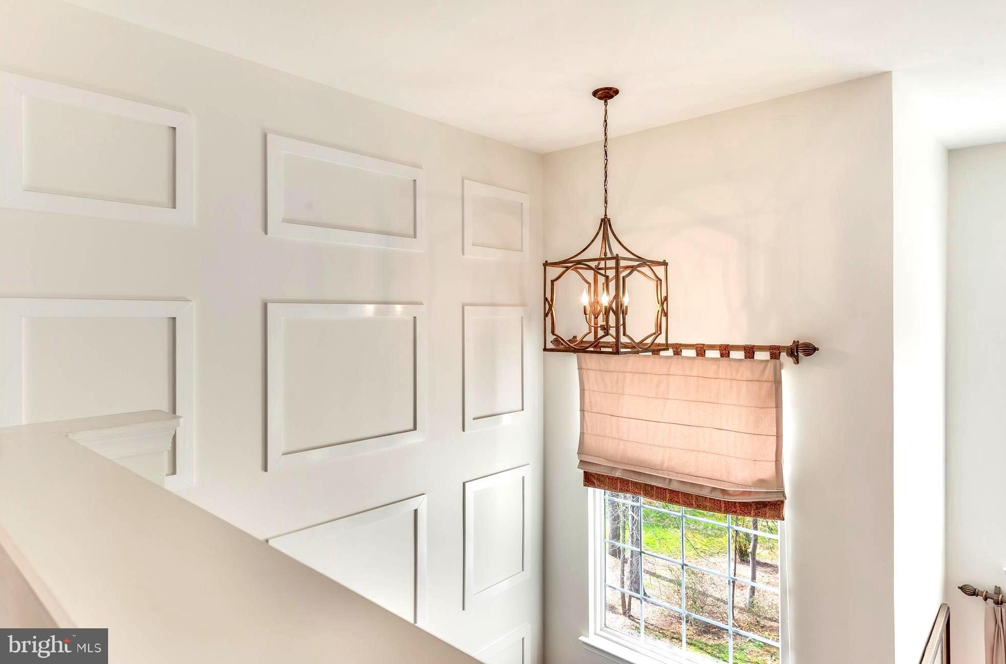 1566 Comanche Road Arnold, MD 21012 - Photo 26 of 51 Skilled Shadow Box Molding Wall