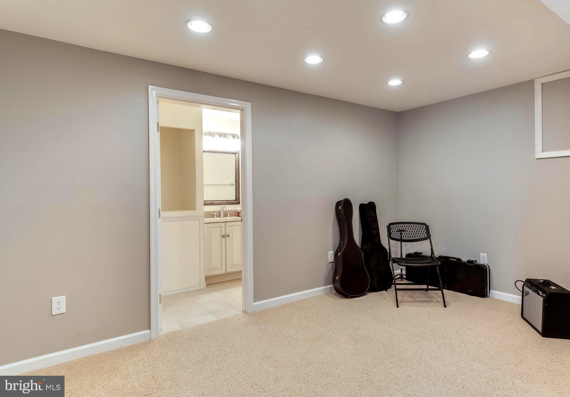 1566 Comanche Road Arnold, MD 21012 - Photo 40 of 51 Bonus Hobbyist Room or Studio . Recessed Lighting