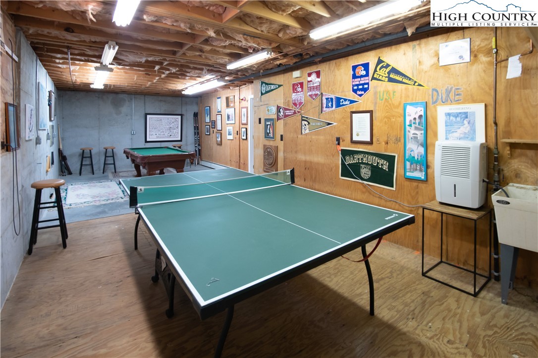 320 Misty Ridge Lane Blowing Rock, NC 28605 - Photo 41 of 46 a room with pool table and windows